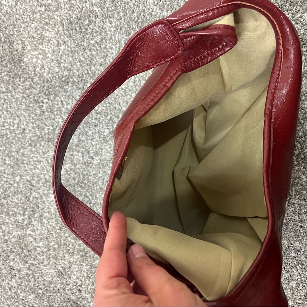 ⭐️ NWOT Elegant Red Women's Purse - Picture 6 of 14